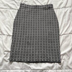 Etcetera Womens Size Small Preppy White Black Floral Academia Midi Skirt College